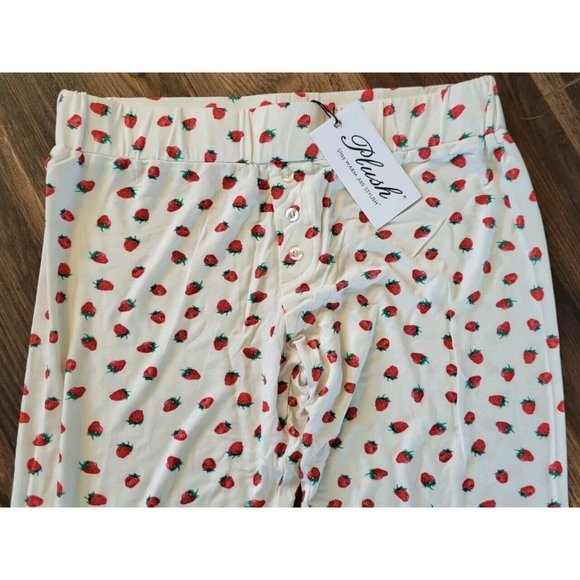 New Plush Apparel 2 Pc Pajama Set Strawberries Short Sleeve Long Oants Sz M - Picture 4 of 10
